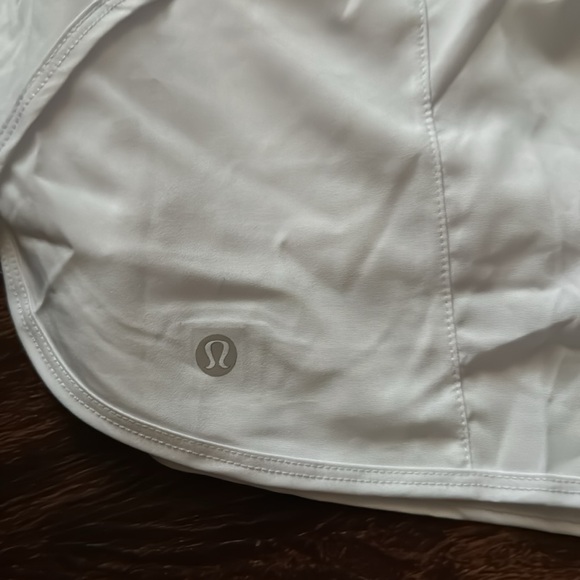 Lululemon short - Picture 2 of 3